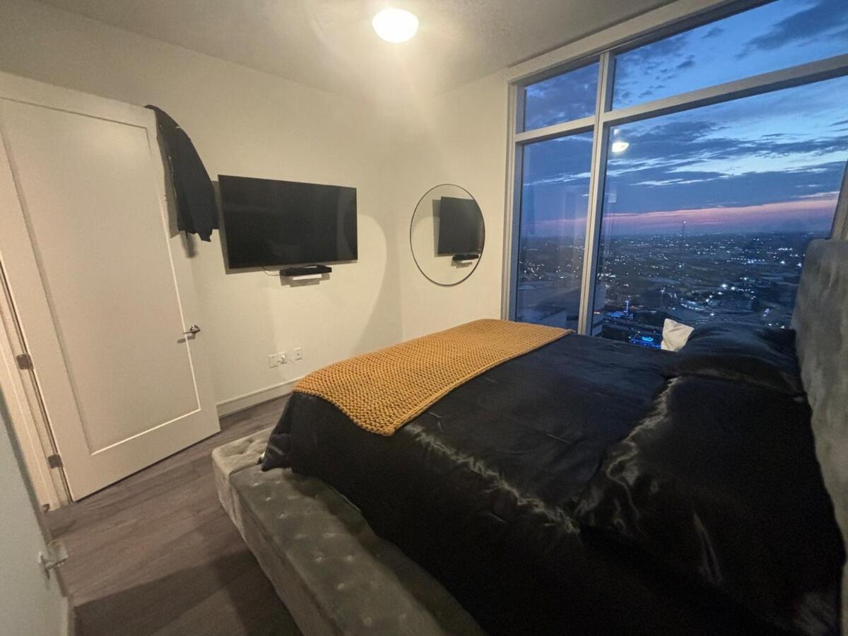 40th Floor Luxury Downtown Htown Daire *