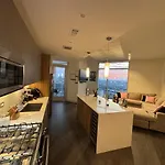 40Th Floor Luxury Downtown Htown