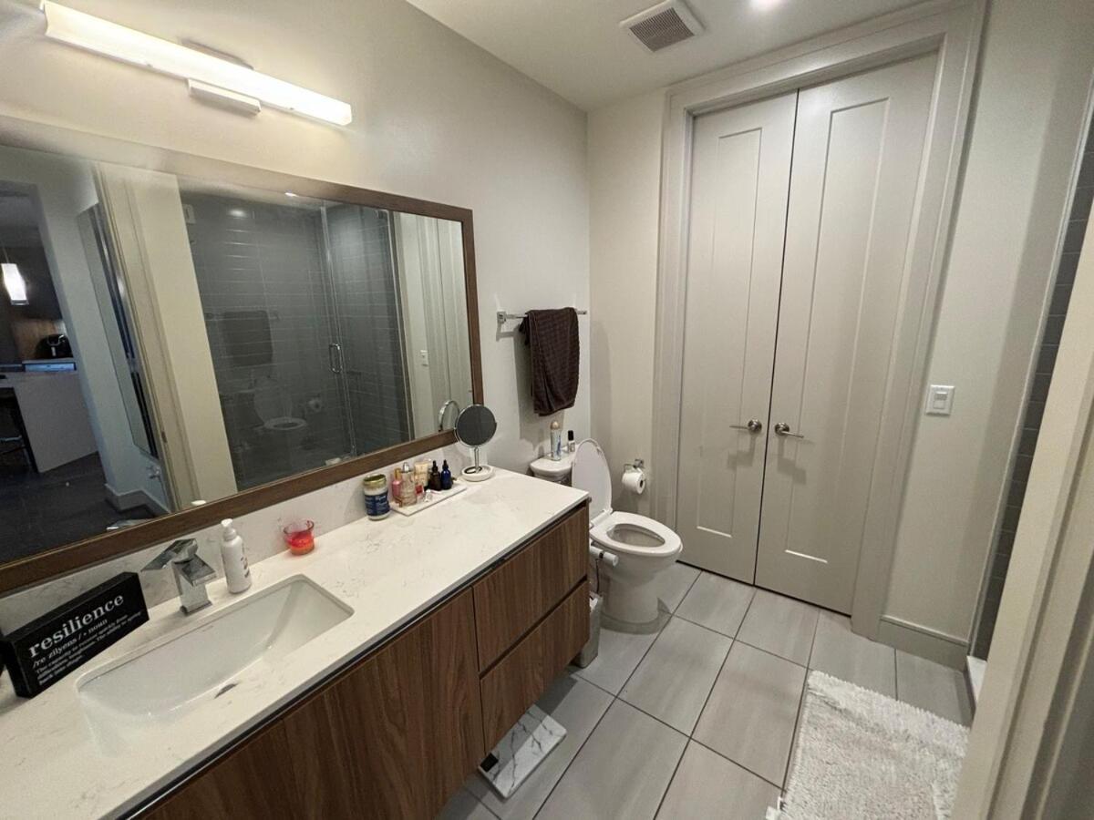 40th Floor Luxury Downtown Htown